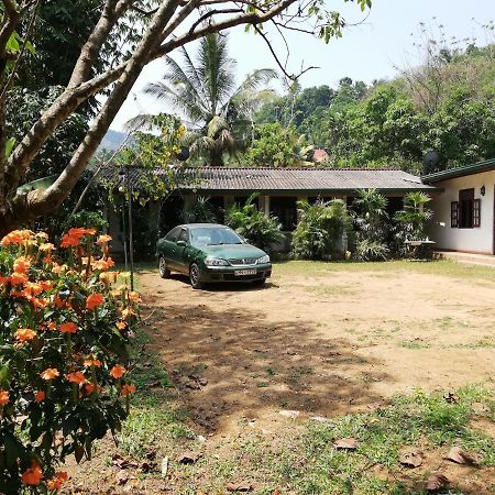 Leaf Guest House Gampola Exteriér fotografie